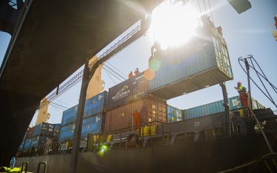 The Port of Cadiz reduces the rates for goods and increases the bonuses for road and container traffic