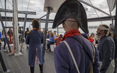 Alrededor de 900 personas participaron el sábado en la VI Jornada de Puertas Abiertas del Puerto de Cádiz