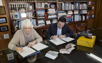La Autoridad Portuaria de la Bahía de Cádiz amplía su archivo con la donación del legado fotográfico de Antonio Borrelles