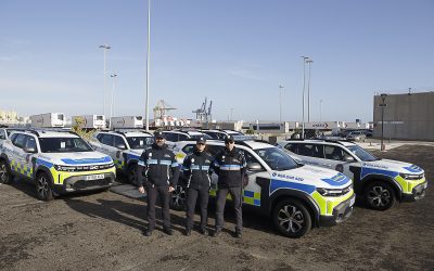 La Autoridad Portuaria renueva su flota con 10 nuevos vehículos híbridos y eléctricos