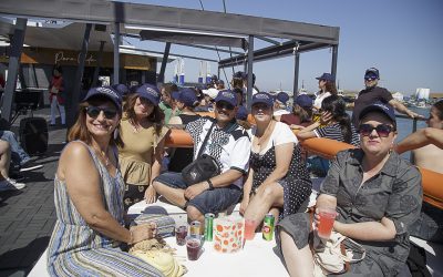 Cerca de 900 personas descubren el Puerto de Cádiz desde el mar en la VII Jornada de Puertas Abiertas de la APBC