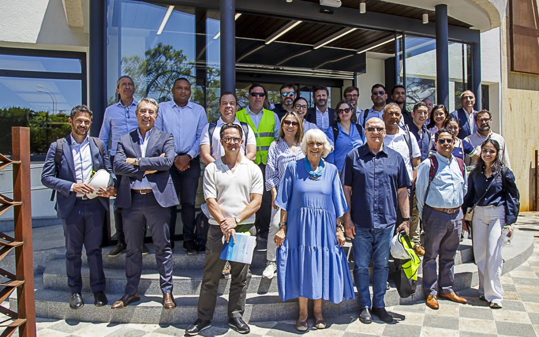 El Puerto de Cádiz y Endesa muestran su experiencia pionera en electrificación a expertos de Algeciras, Colombia y Panamá