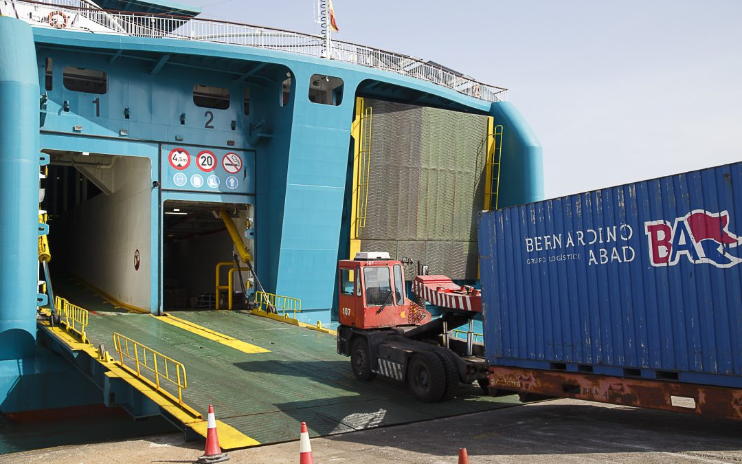 El tráfico del Puerto de la Bahía de Cádiz crece un 12% hasta agosto y supera los 3,8 millones de toneladas